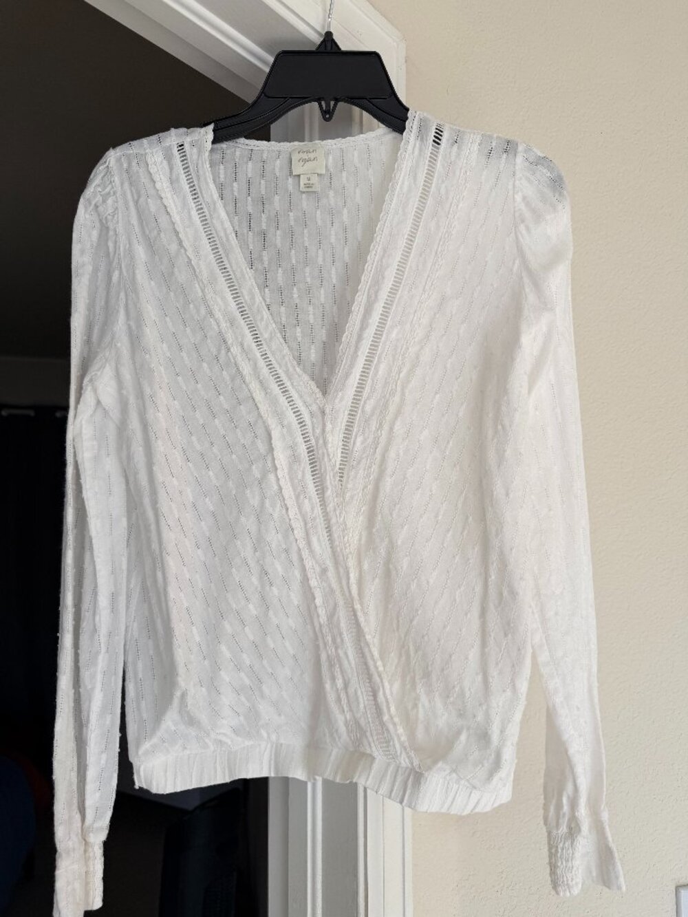 White Longsleeve Top, Medium
